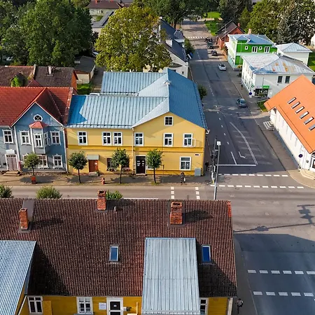 Jueri 15 Kesklinna Apartmán *